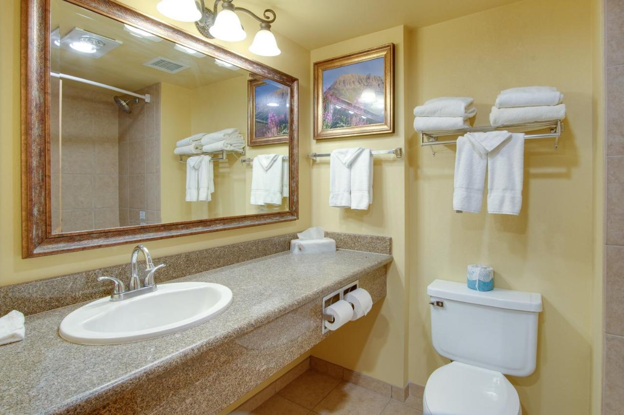 Ski-Inandski-Out Crested Butte Studio With Pool Access Exterior photo